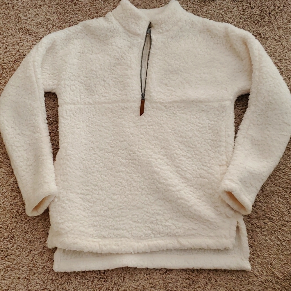 Pullover Sweater With Pockets - image 1